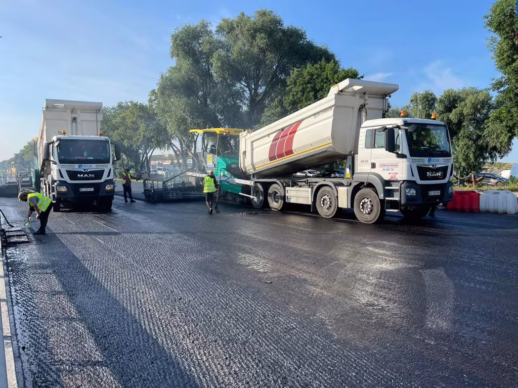 Реконструкція доріг